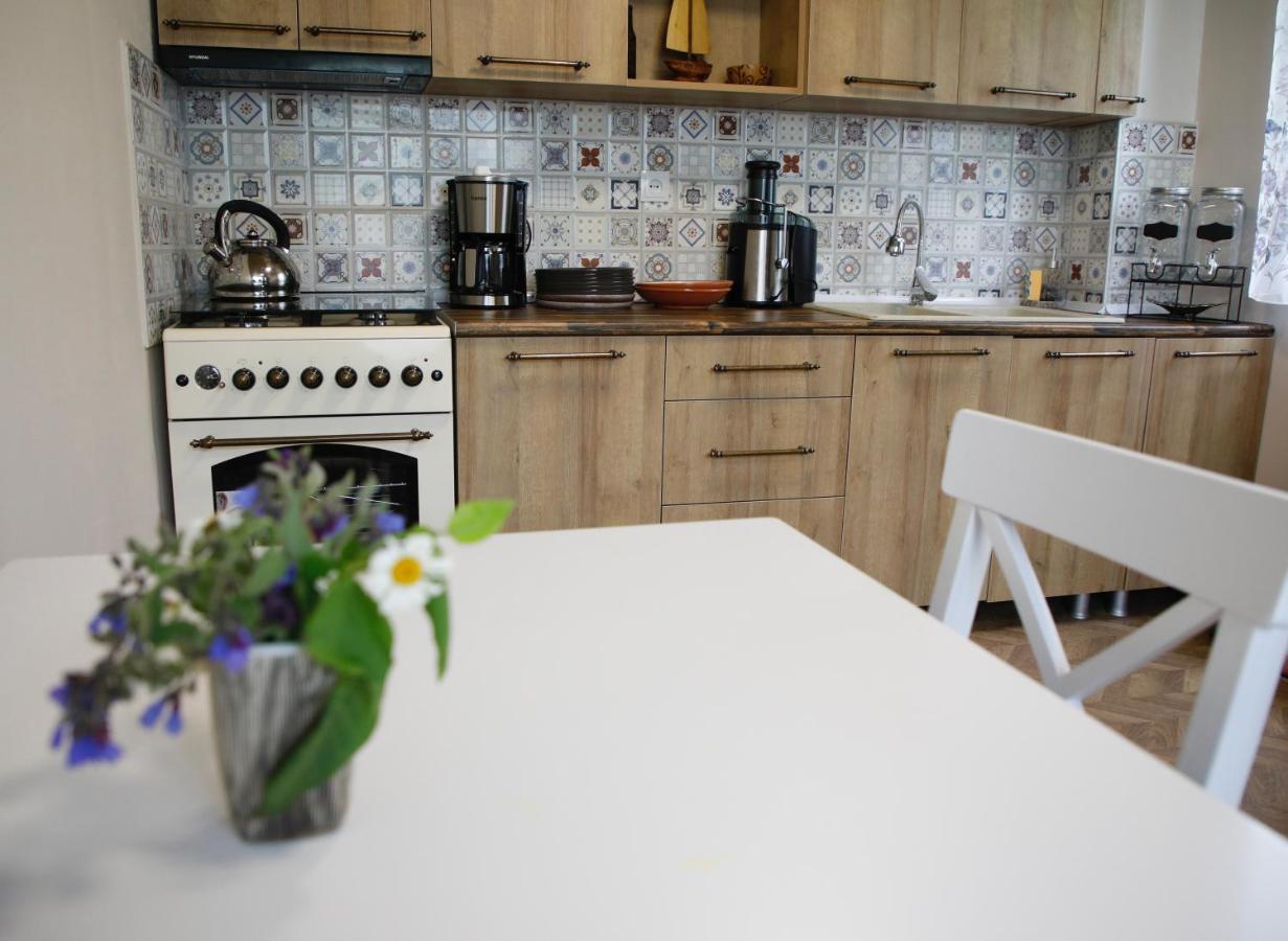 Gentry House Hotel Амбролаури Екстериор снимка