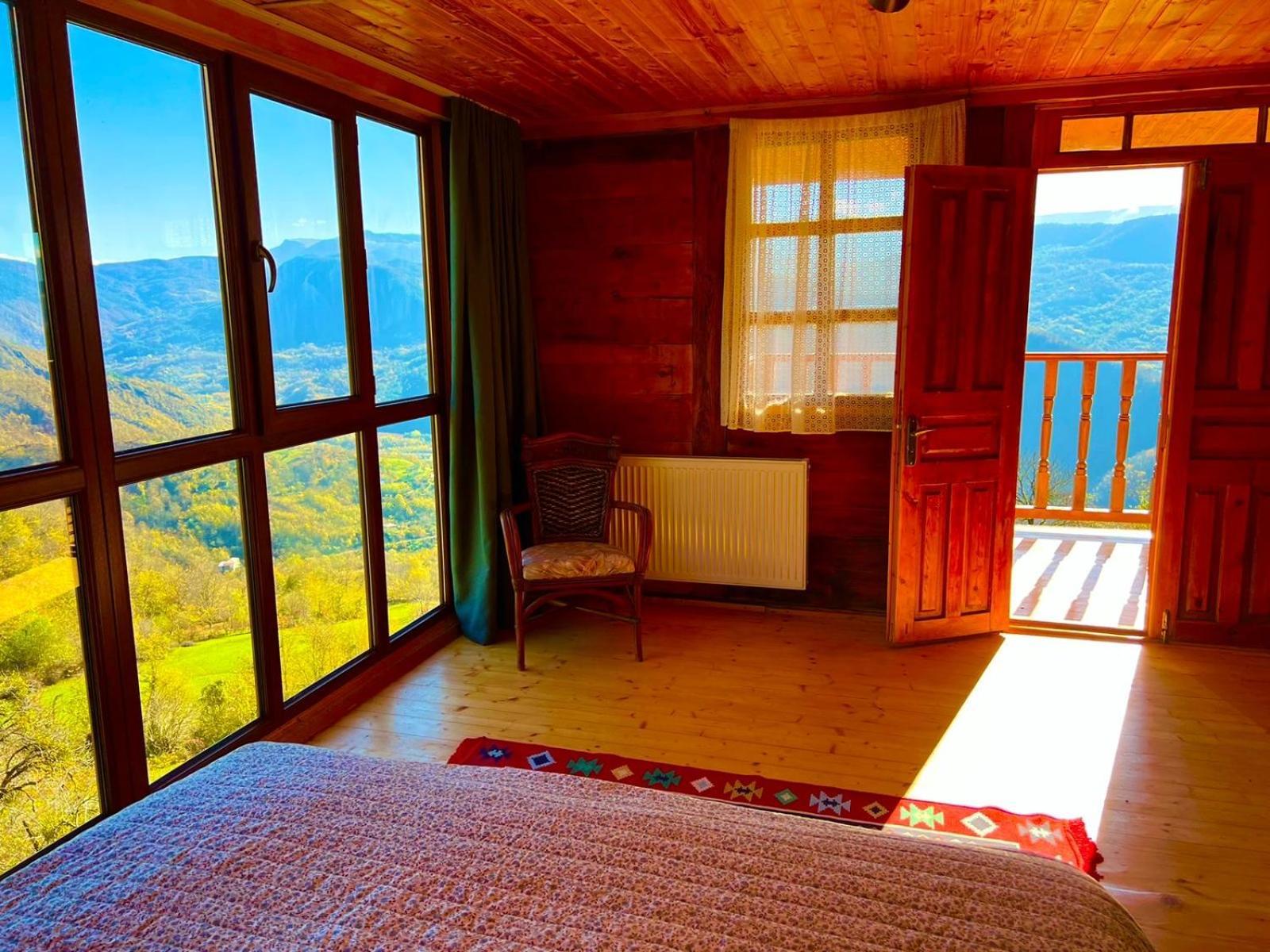 Gentry House Hotel Амбролаури Екстериор снимка