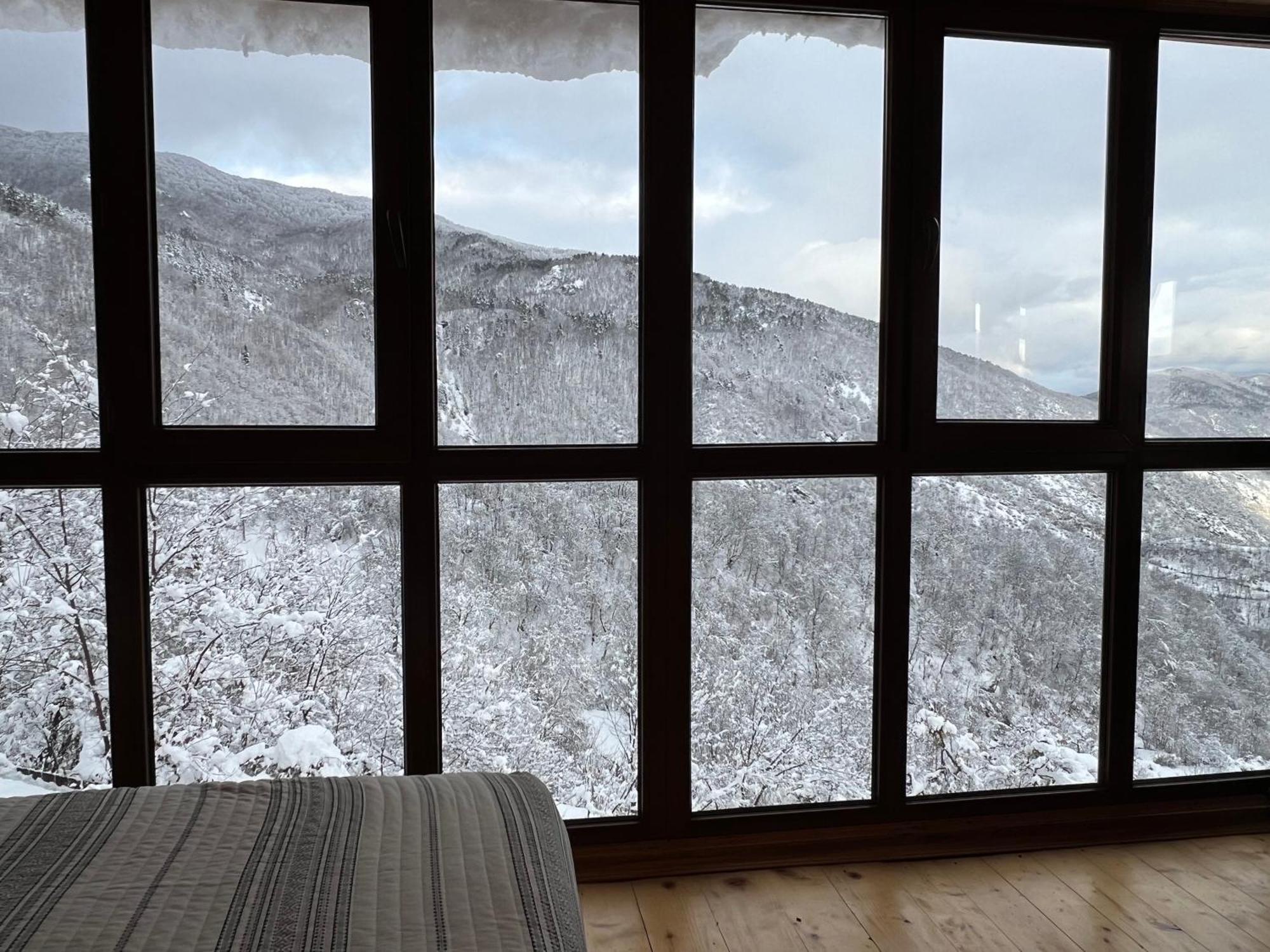 Gentry House Hotel Амбролаури Екстериор снимка